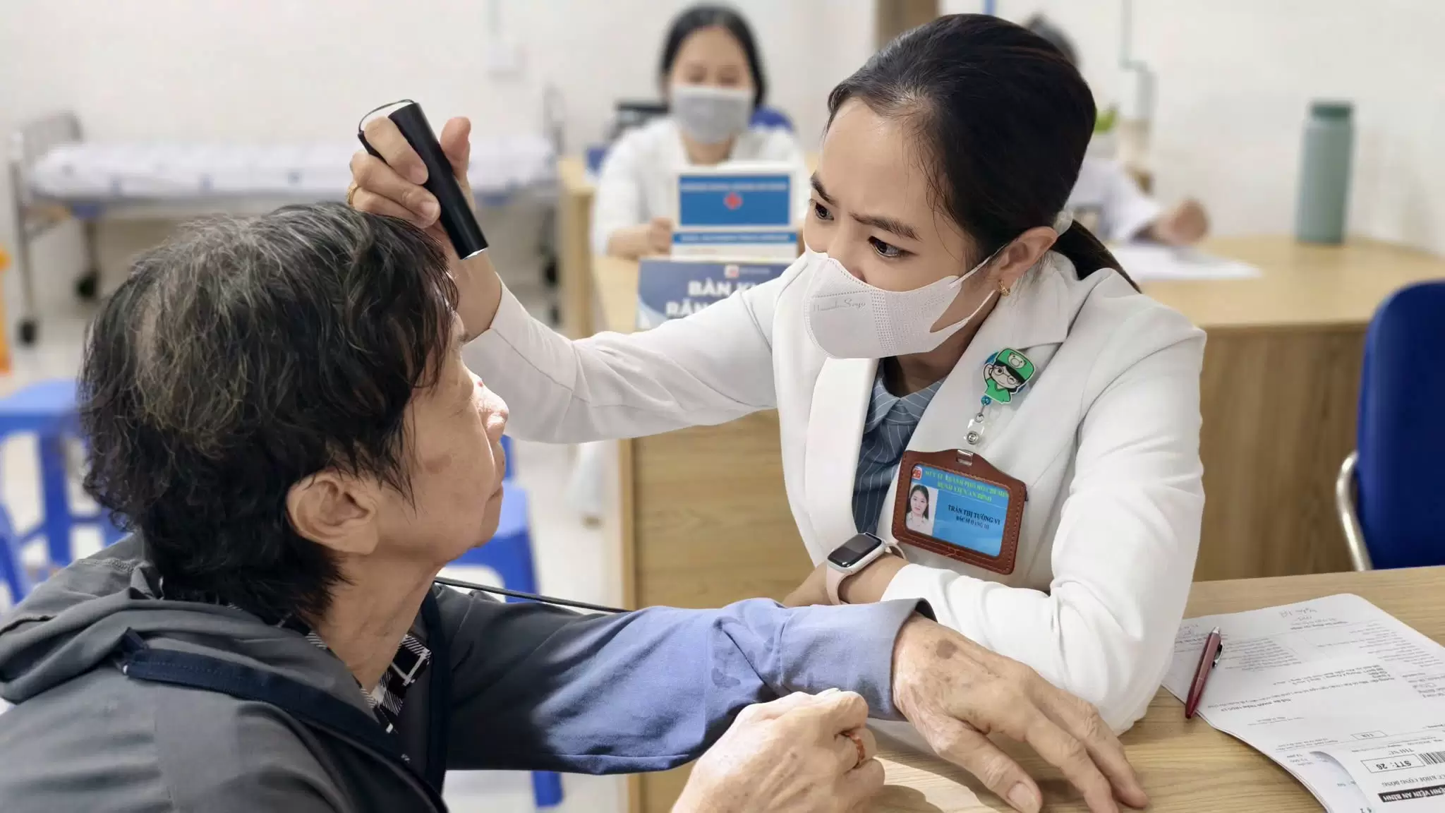 TP.HCM mở rộng đối tượng khám sức khỏe định kỳ miễn phí: Người chưa đăng ký thường trú, tạm trú cần biết
